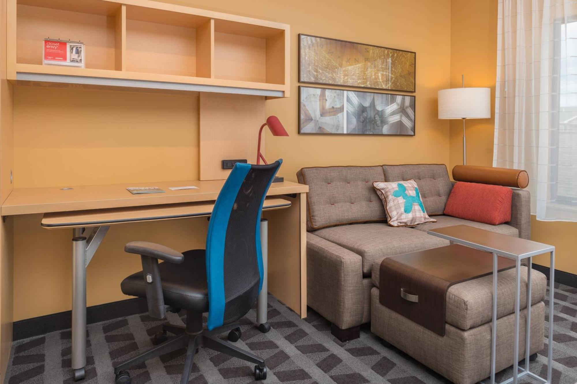 Towneplace Suites By Marriott New Hartford Экстерьер фото