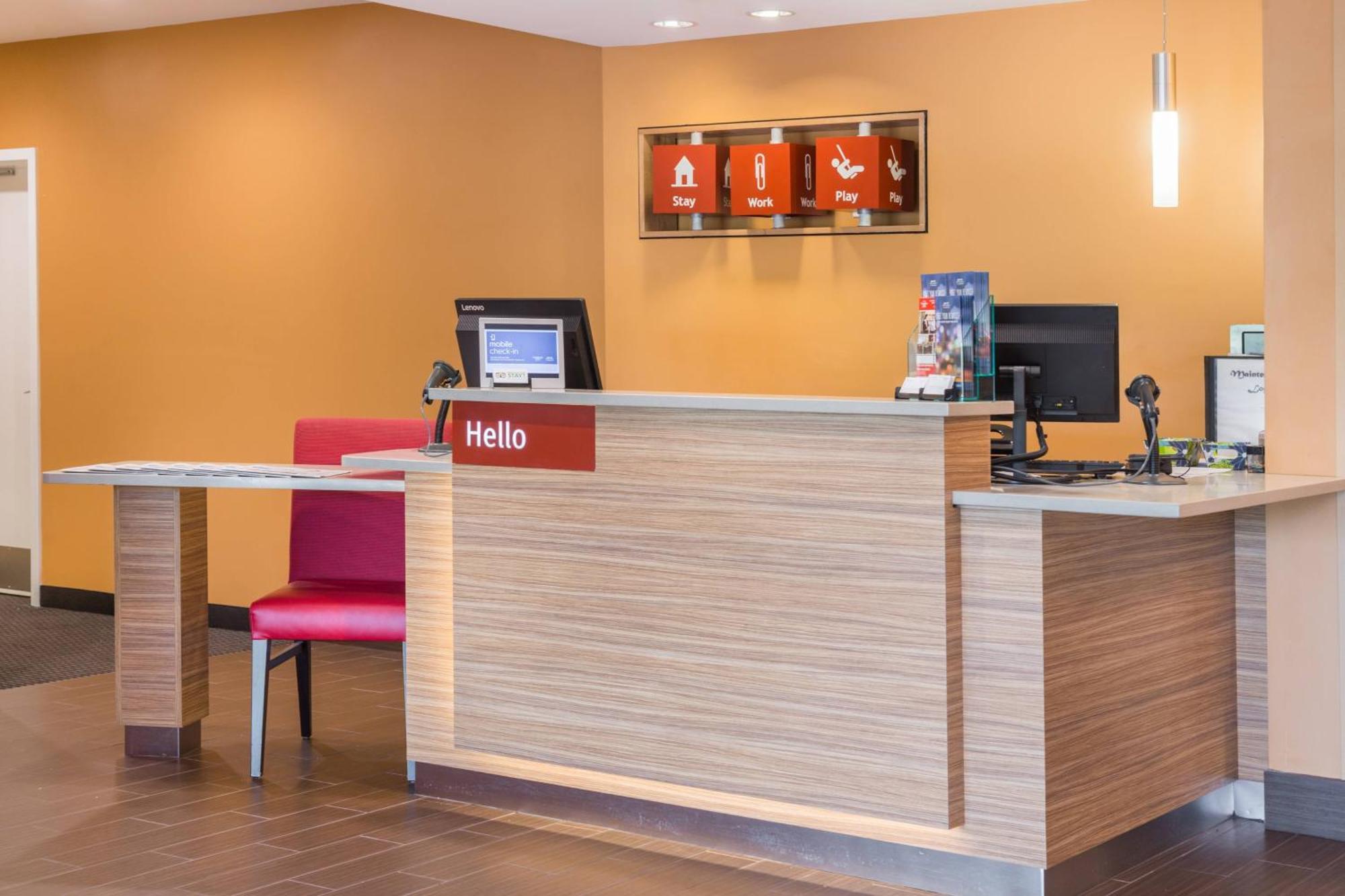 Towneplace Suites By Marriott New Hartford Экстерьер фото